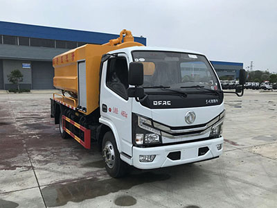 东风多利卡5方清洗吸污车