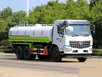 东风D3L后八轮洒水车