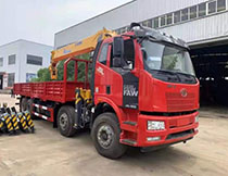 国六解放前四后八随车吊