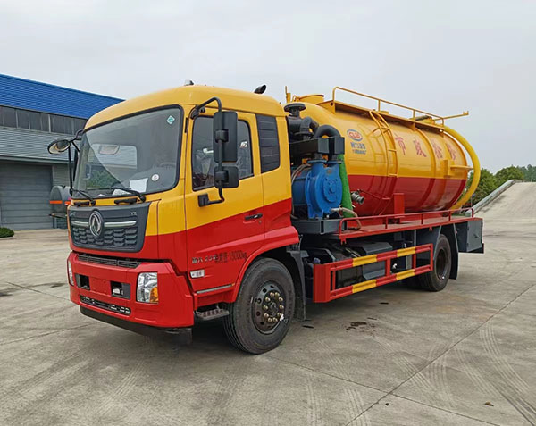 东风天锦清洗吸污车