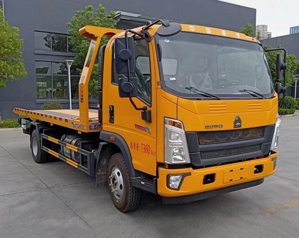 重汽豪沃一托二黄牌清障车