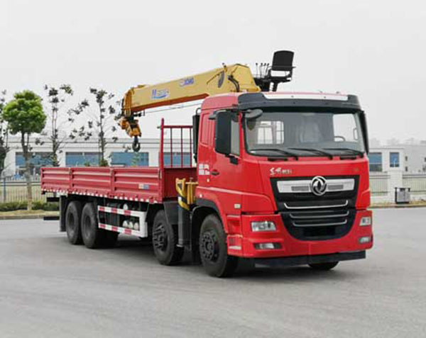 东风畅行D7前四后八14吨随车吊