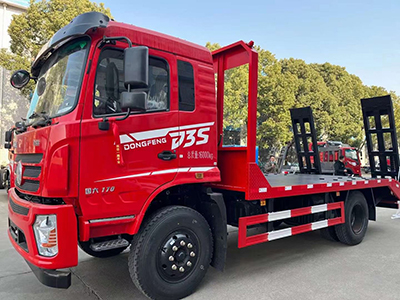 东专风底D3S平板车