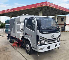 国六东风洗扫车
